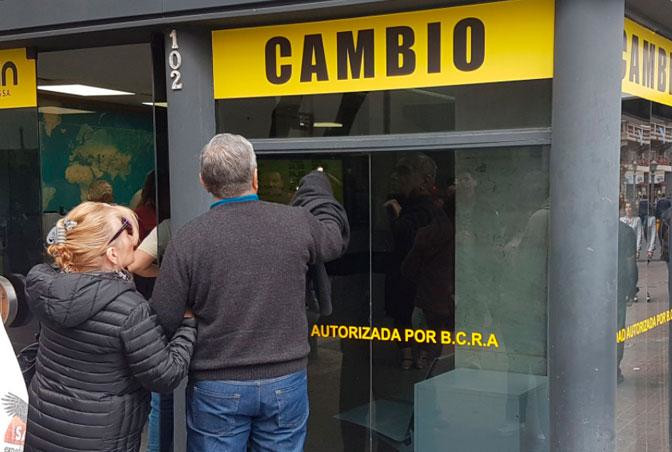 Una estabilidad cambiaria cada vez más dependiente de las expectativas